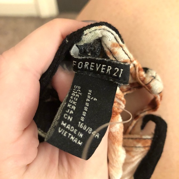 Rose top - Picture 3 of 3